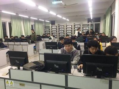 凌阳智能门禁系统 为成都信息工程大学提供全方位信息技术支持与服务